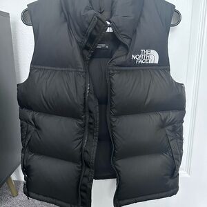 Northface puffer vest 700